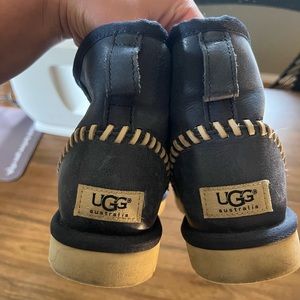 Blue UGGs size 7